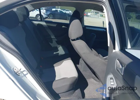 2017 Volkswagen Jetta 1.4T S из США, поврежденный, VIN 3VW2B7AJ0HM334294